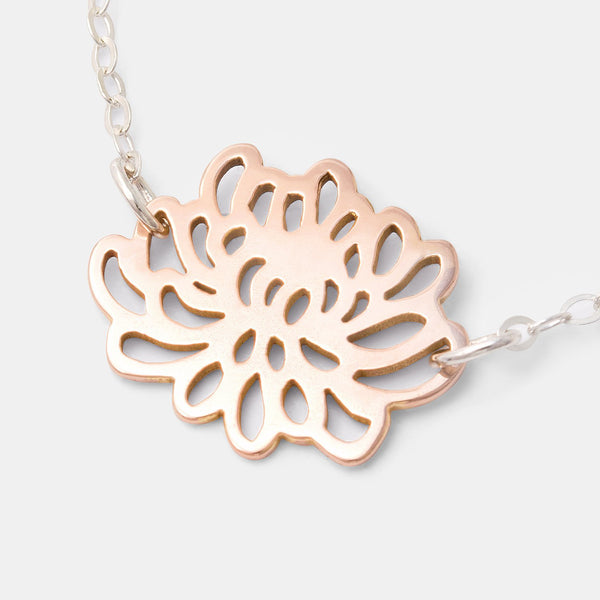 Rose gold jewellery: chrysanthemum pendant